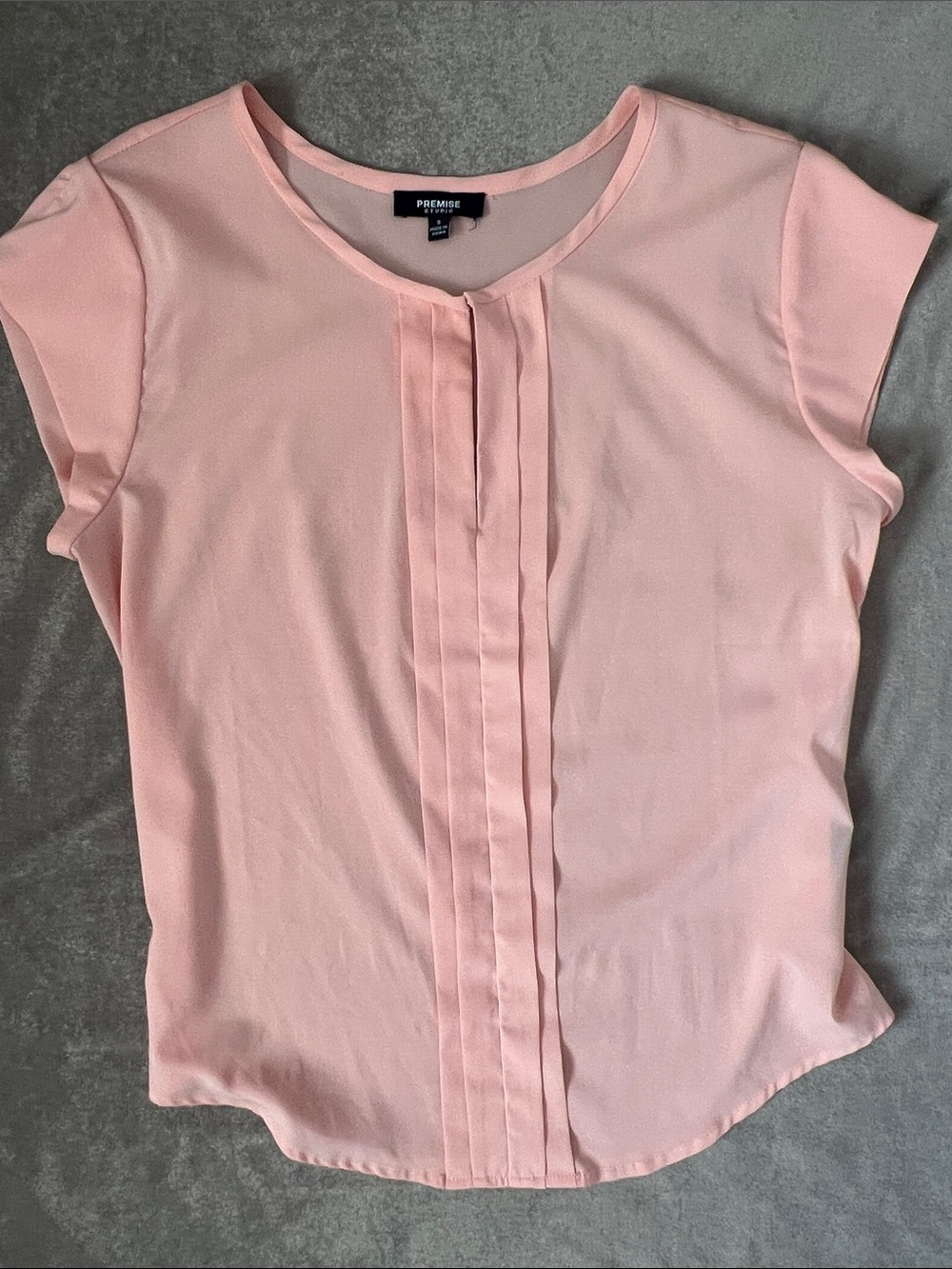Premise Blush Pleated Front Cap Sleeve Blouse